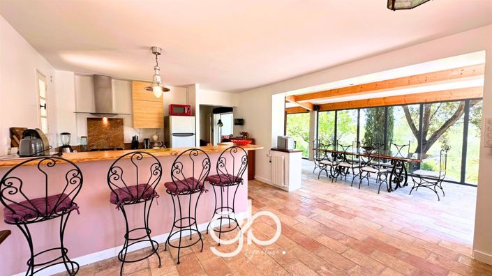 Image No.4-5 Bed House for sale