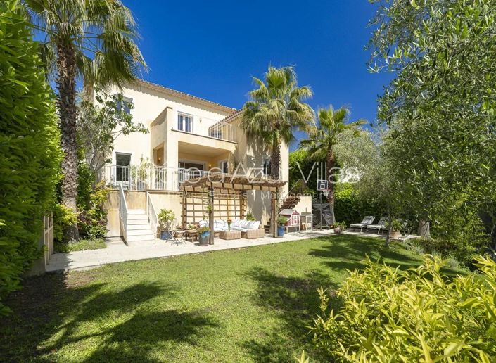 Image No.17-3 Bed House for sale