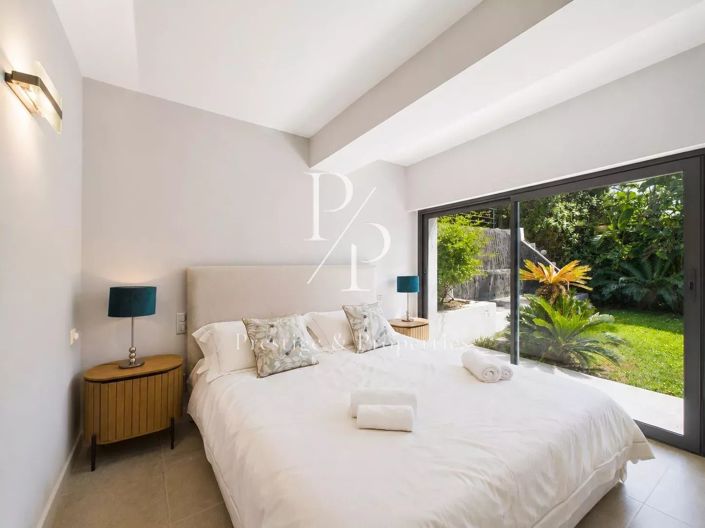 Image No.7-4 Bed House for sale