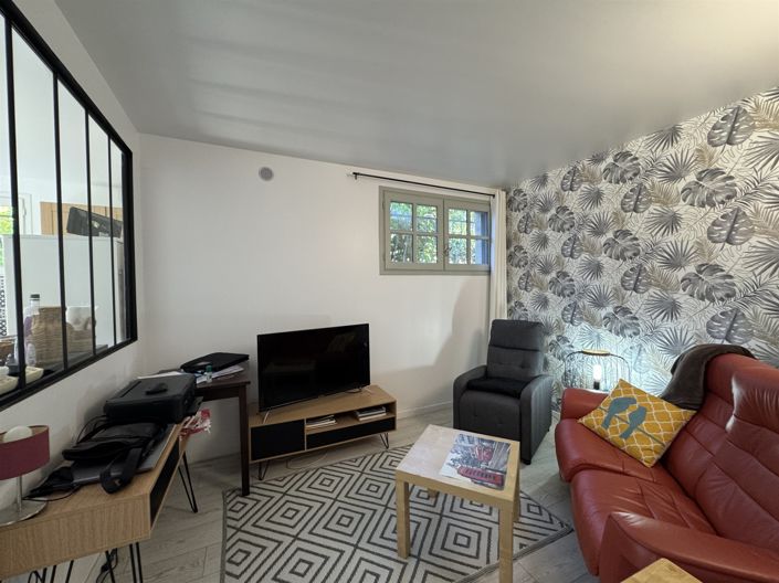 Image No.13-4 Bed House for sale