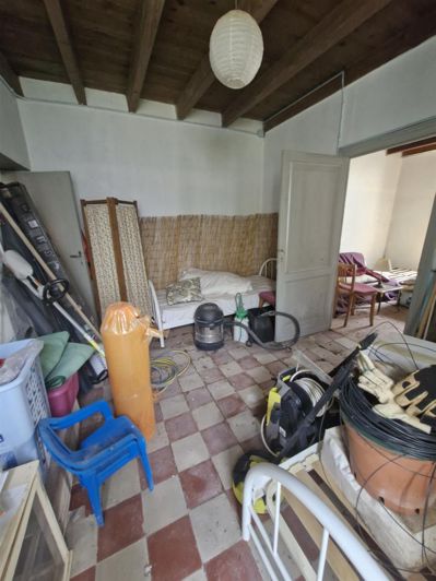 Image No.15-2 Bed House for sale