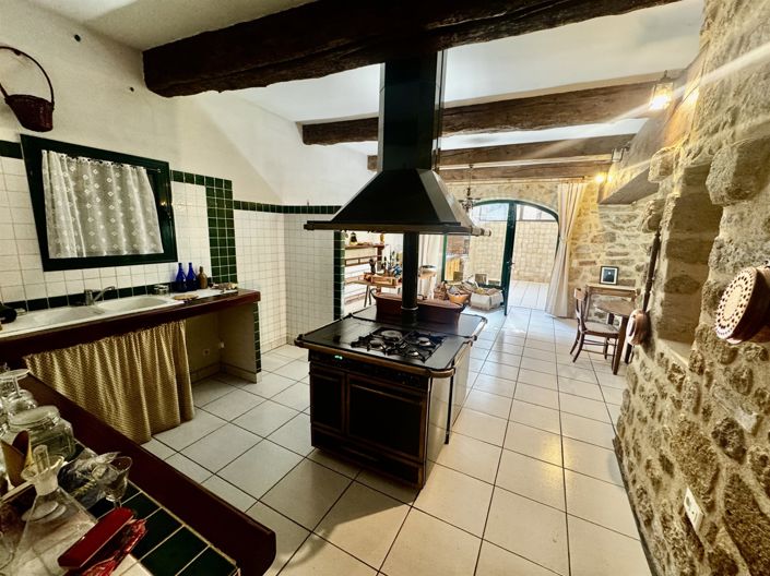 Image No.10-9 Bed House for sale