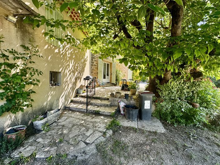 Image No.3-9 Bed House for sale