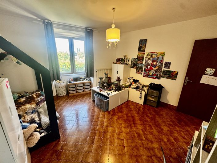 Image No.32-9 Bed House for sale