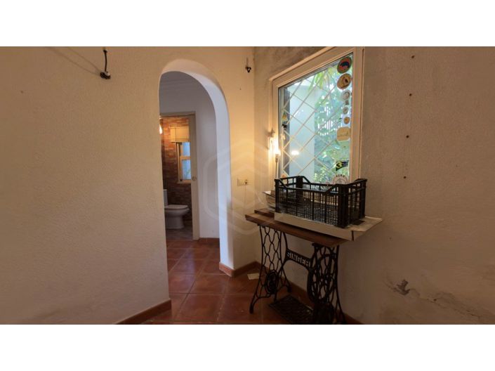 Image No.19-2 Bed House for sale