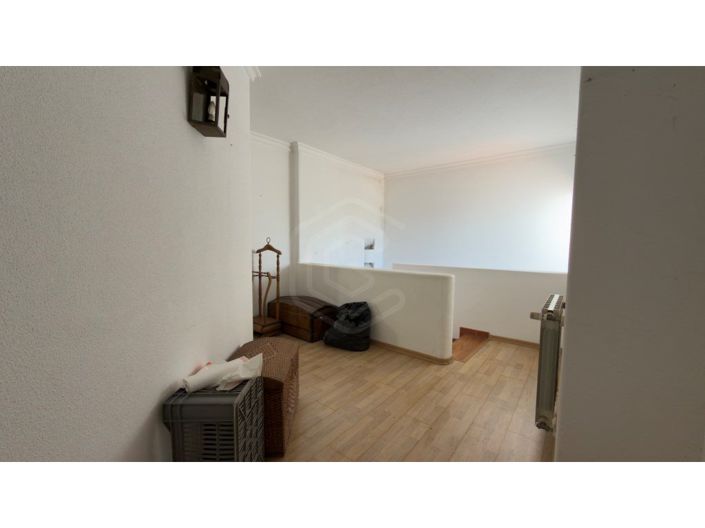 Image No.22-2 Bed House for sale