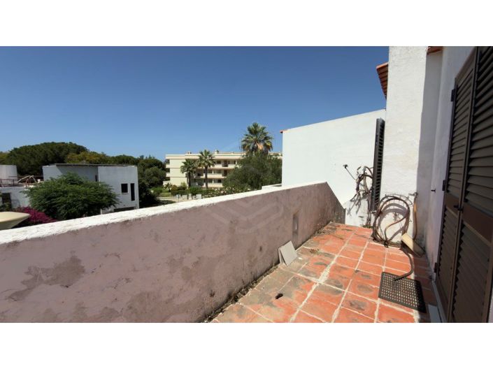 Image No.43-2 Bed House for sale