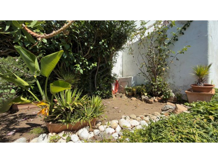 Image No.49-2 Bed House for sale