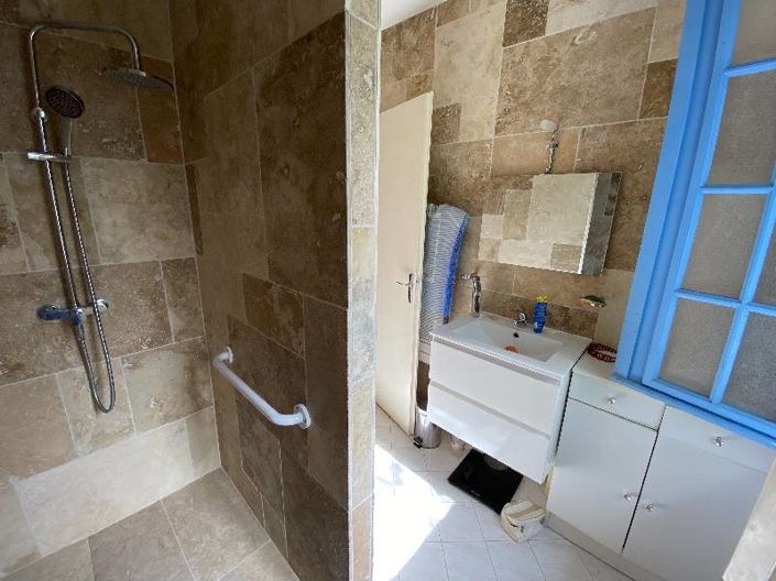Image No.8-3 Bed House for sale