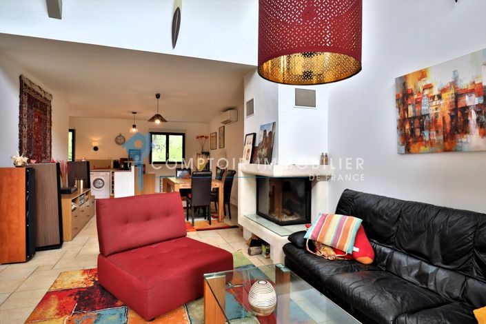 Image No.30-3 Bed House for sale