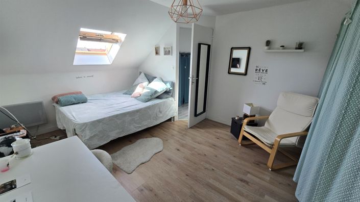 Image No.8-4 Bed House for sale