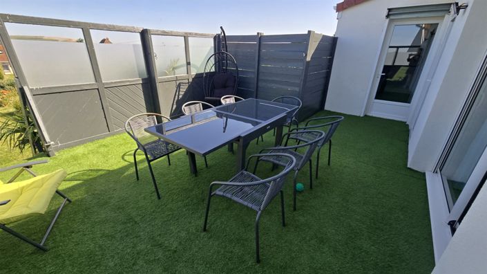 Image No.9-4 Bed House for sale
