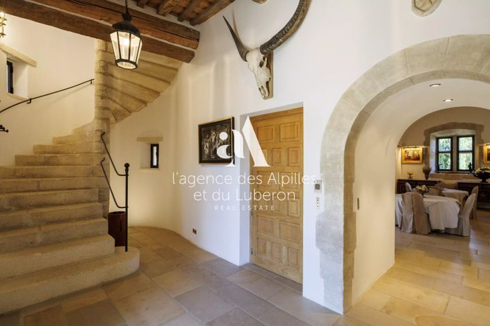 Image No.18-8 Bed House for sale