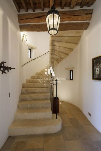 Image No.32-8 Bed House for sale