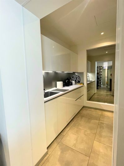 Image No.17-4 Bed House for sale