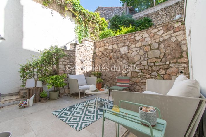 Image No.2-4 Bed House for sale