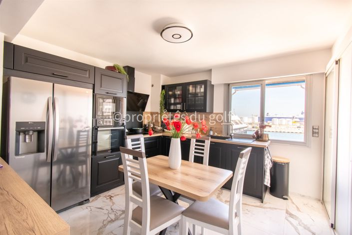 Image No.9-2 Bed Apartment for sale