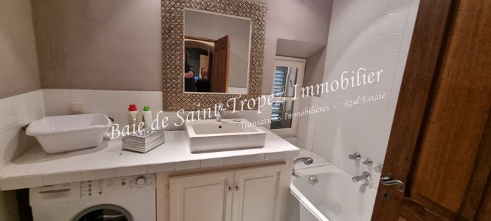 Image No.10-4 Bed House for sale