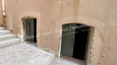 Image No.16-4 Bed House for sale
