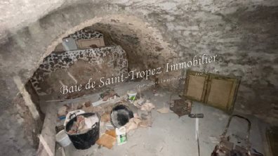 Image No.17-4 Bed House for sale