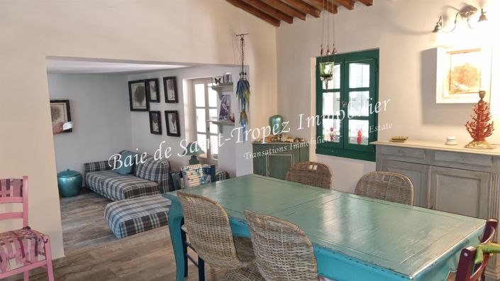 Image No.6-4 Bed House for sale