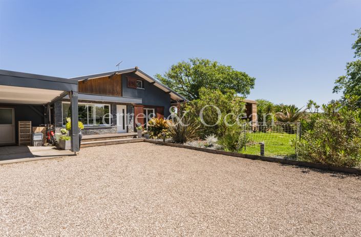 Image No.18-4 Bed House for sale