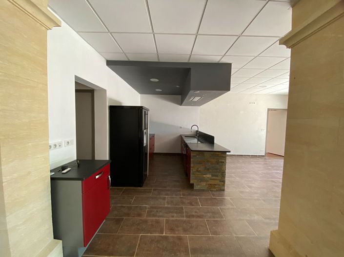 Image No.11-3 Bed House for sale