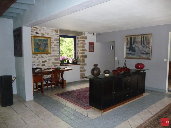 Image No.11-4 Bed Property for sale