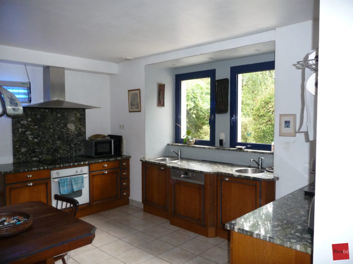 Image No.16-4 Bed Property for sale