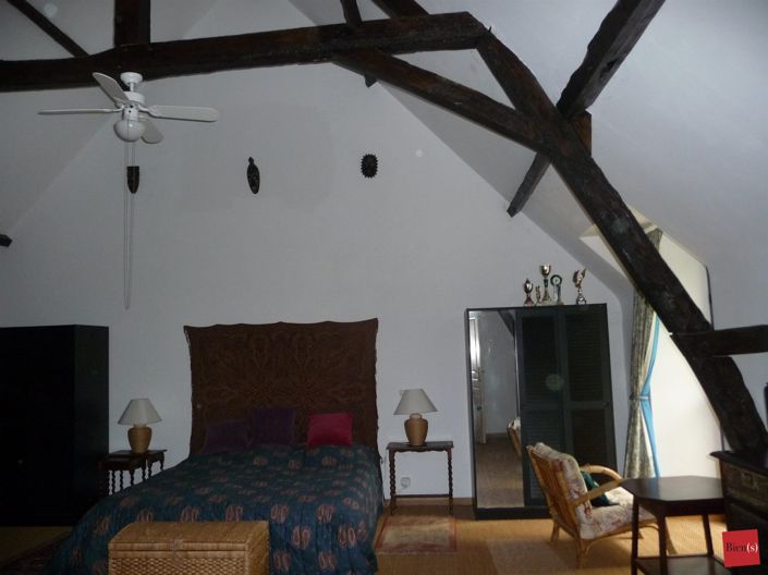 Image No.2-4 Bed Property for sale