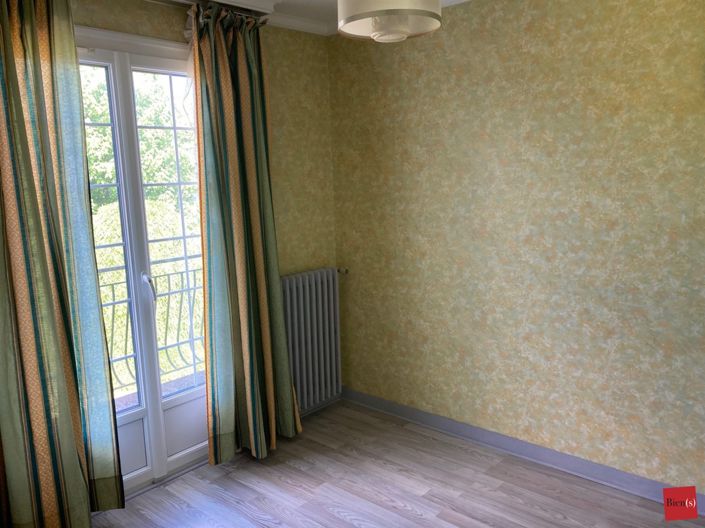 Image No.18-4 Bed House for sale