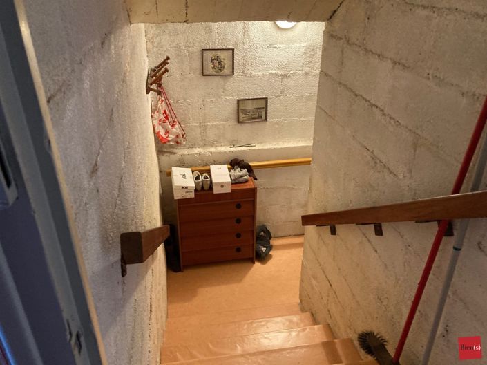 Image No.21-4 Bed House for sale