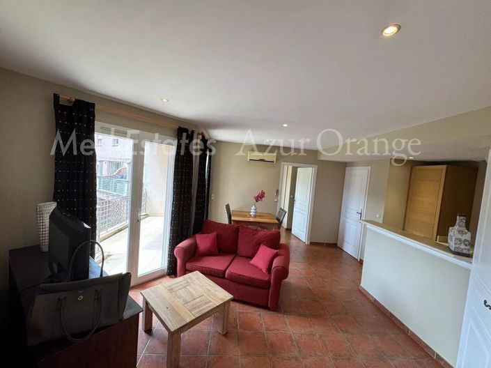 Image No.2-Appartement de 1 chambre à vendre à Sainte-Maxime