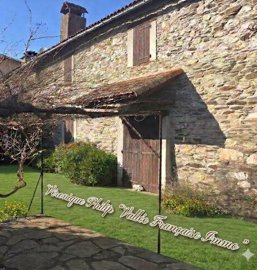 1 - Saint-Étienne-Vallée-Française, House