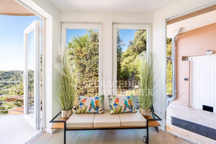 Image No.5-5 Bed House for sale