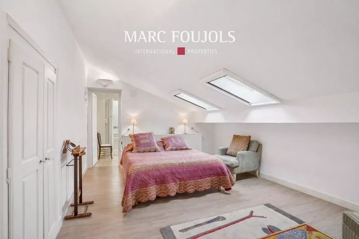 Image No.22-10 Bed House for sale