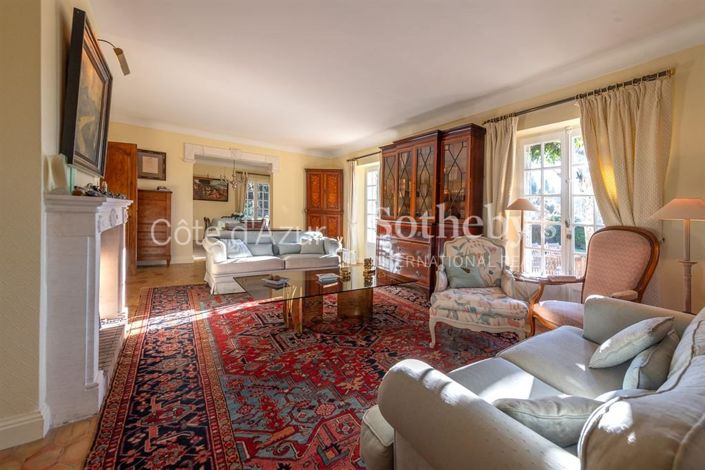 Image No.4-Maison de 8 chambres à vendre à Châteauneuf-Grasse