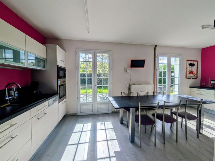 Image No.2-3 Bed House for sale