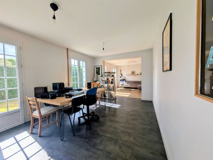 Image No.3-3 Bed House for sale
