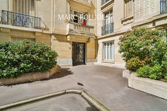 Image No.15-4 Bed Apartment for sale