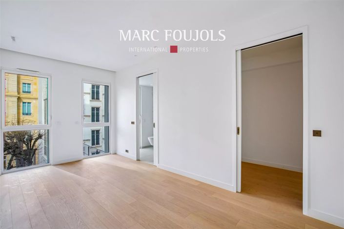 Image No.10-3 Bed Apartment for sale