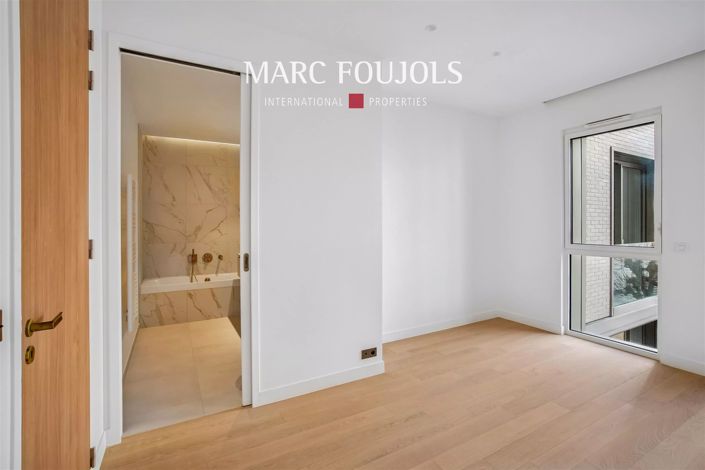 Image No.9-3 Bed Apartment for sale