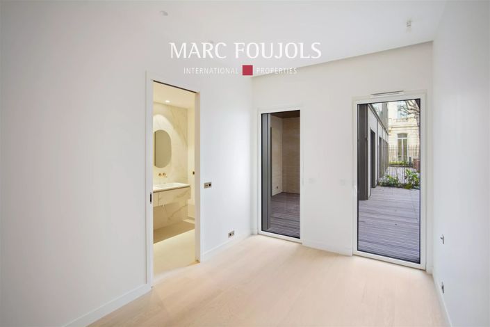Image No.9-3 Bed Apartment for sale