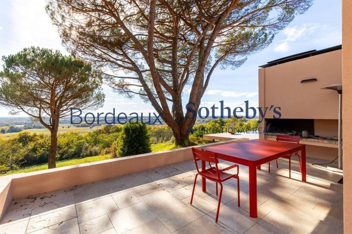 Image No.16-5 Bed House for sale