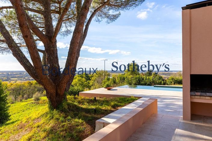 Image No.17-5 Bed House for sale