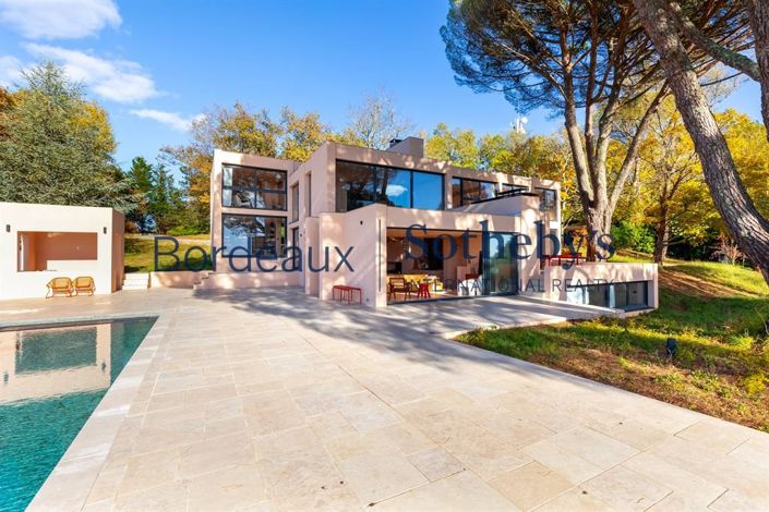 Image No.19-5 Bed House for sale
