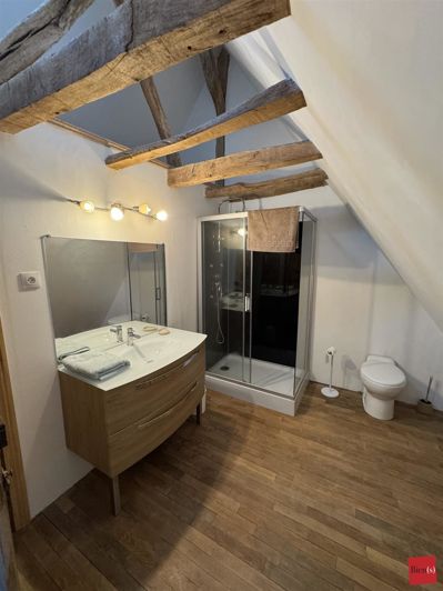 Image No.10-6 Bed Property for sale