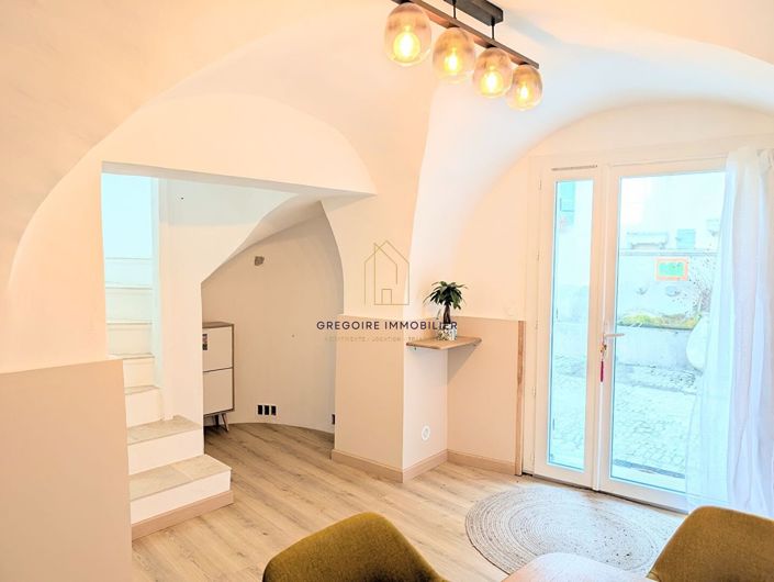 Image No.2-2 Bed House for sale