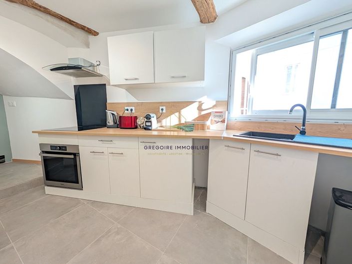 Image No.5-2 Bed House for sale
