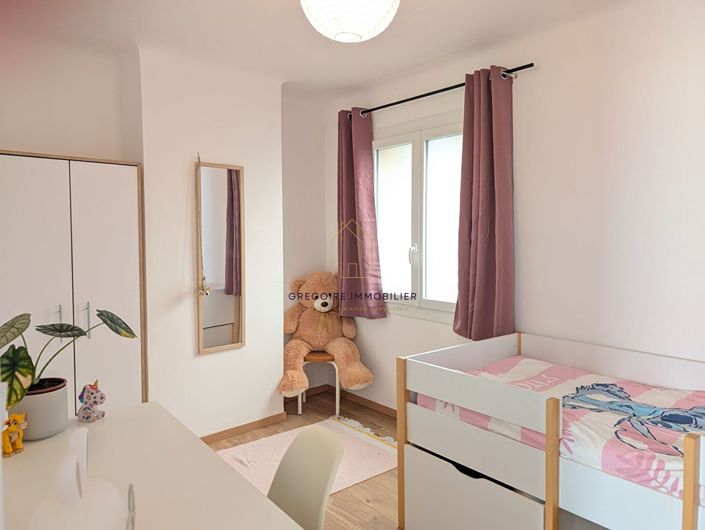 Image No.7-2 Bed House for sale